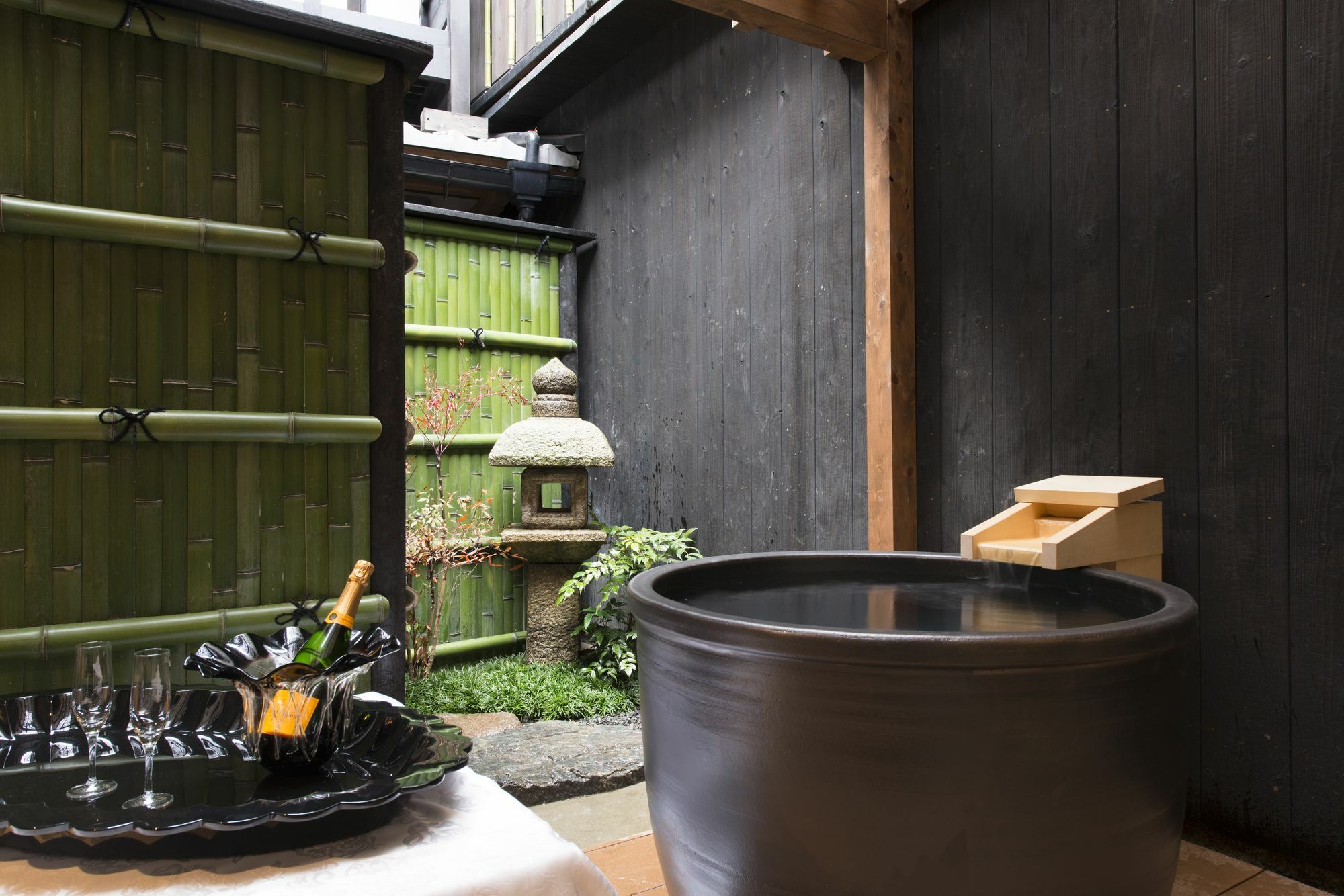 Kamishichiken Oku Hotell Kyoto Exteriör bild